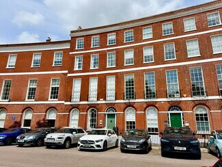 Plus de détails pour 2 Barnfield Cres, Exeter - Bureau à louer