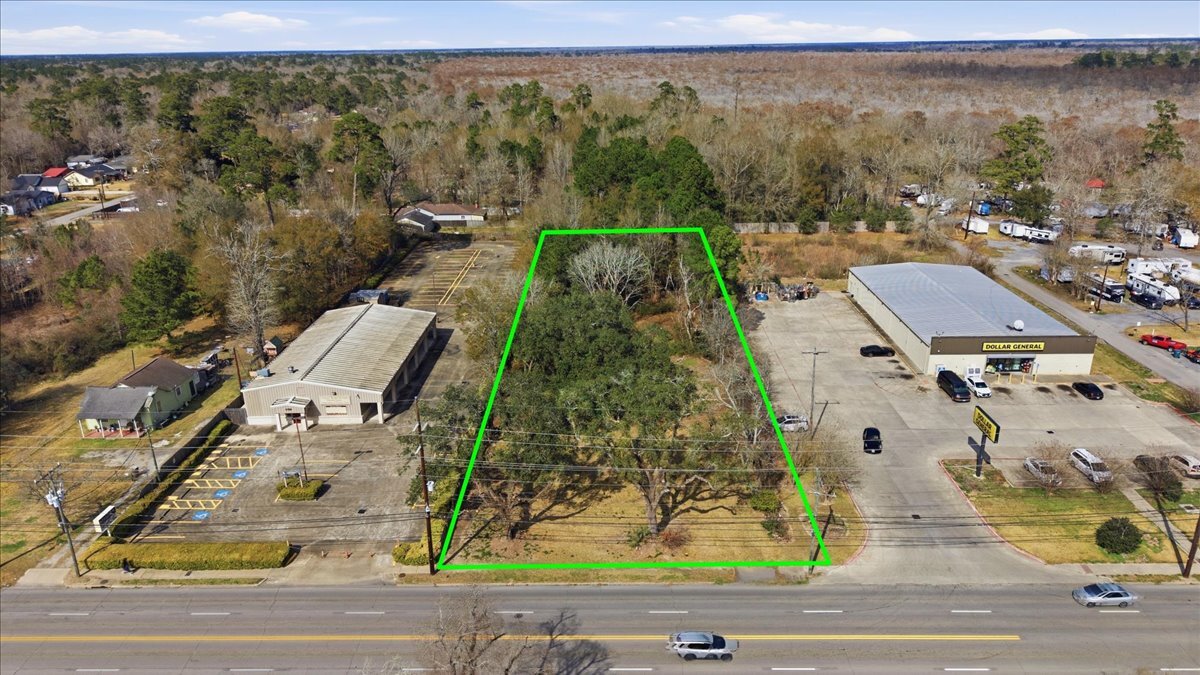 2740 E Lucas Dr, Beaumont, TX à vendre Photo principale– Image 1 sur 13