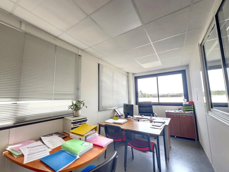 2 Chemin De La Canave, Martillac à vendre - Photo intérieure – Image 2 sur 5