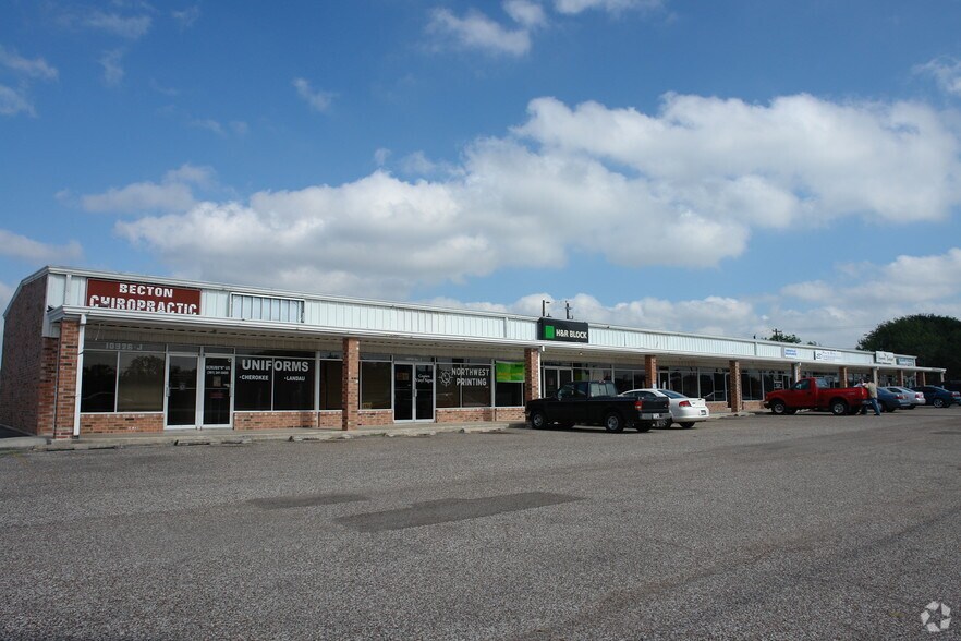 10926 Leopard St, Corpus Christi, TX à louer - Photo principale – Image 2 sur 7