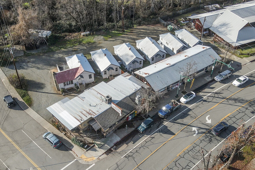 790 Main St, Weaverville, CA à vendre - Aérien – Image 3 sur 50