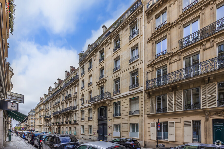 Bureau dans Paris à louer - Photo principale – Image 1 sur 7