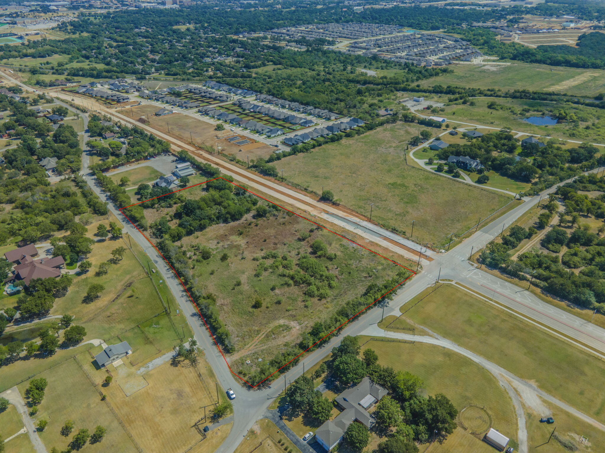 3900 Roselawn Dr, Denton, TX à vendre Photo principale– Image 1 sur 8