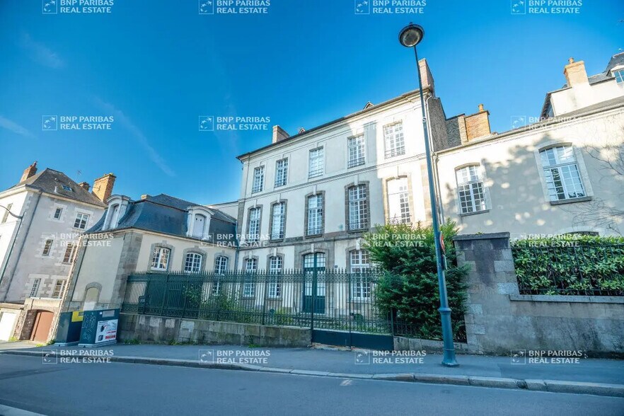 Bureau dans Rennes à louer - Photo de l’immeuble – Image 1 sur 9