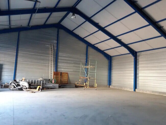 Plus de détails pour Industriel/Logistique à vendre