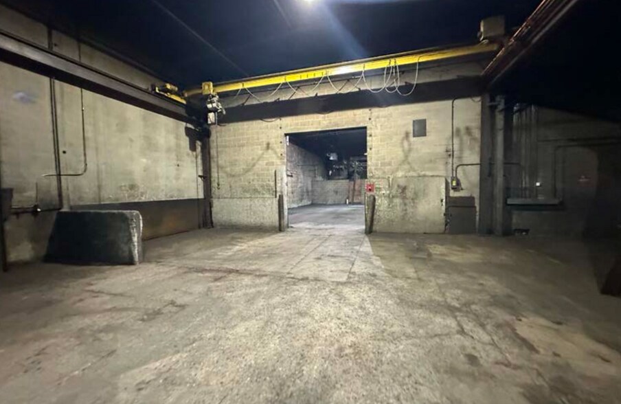 901 N Main St, Miamisburg, OH à louer - Photo de l’immeuble – Image 2 sur 6