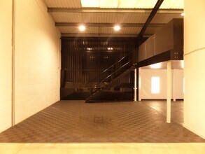 Penarth Rd, Cardiff à louer Photo intérieure– Image 1 sur 3