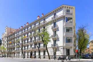 Plus de détails pour Calle de Almagro, 25, Madrid - Bureau à louer