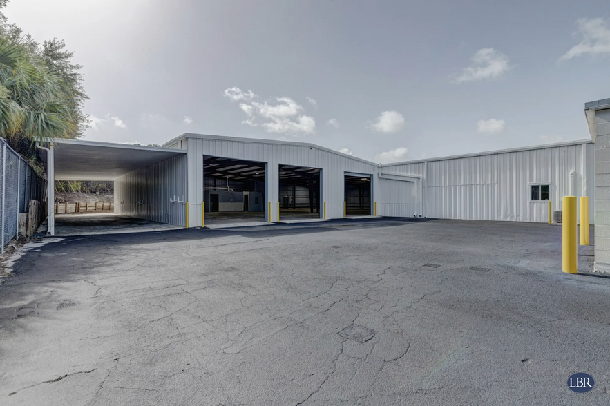 420 Shearer Blvd, Cocoa, FL à louer - Photo de l’immeuble – Image 2 sur 13