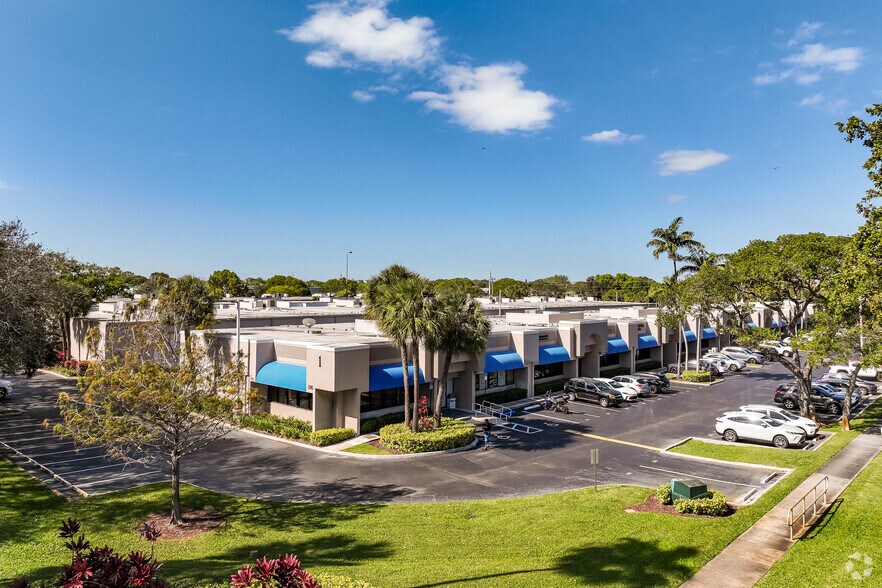 6555 Powerline Rd, Fort Lauderdale, FL à louer - Aérien – Image 2 sur 18