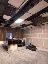 3142 142 St NW, Edmonton, AB à louer Photo intérieure– Image 2 sur 9