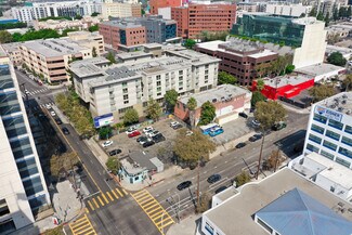 Plus de détails pour 2-Story Standalone + Corner Parking Lot – à vendre, Los Angeles, CA