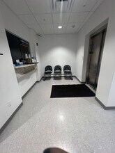 1000 Jerry Dove Rd, Bridgeport, WV à louer Photo intérieure– Image 2 sur 20