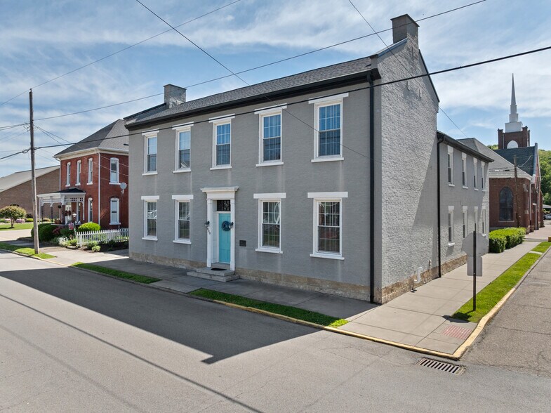 900 Main St, Wellsburg, WV à vendre - Photo de l’immeuble – Image 2 sur 65