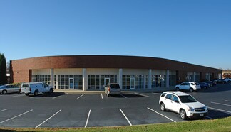 Plus de détails pour 256 Raceway Dr, Mooresville, NC - Local d'activités à louer