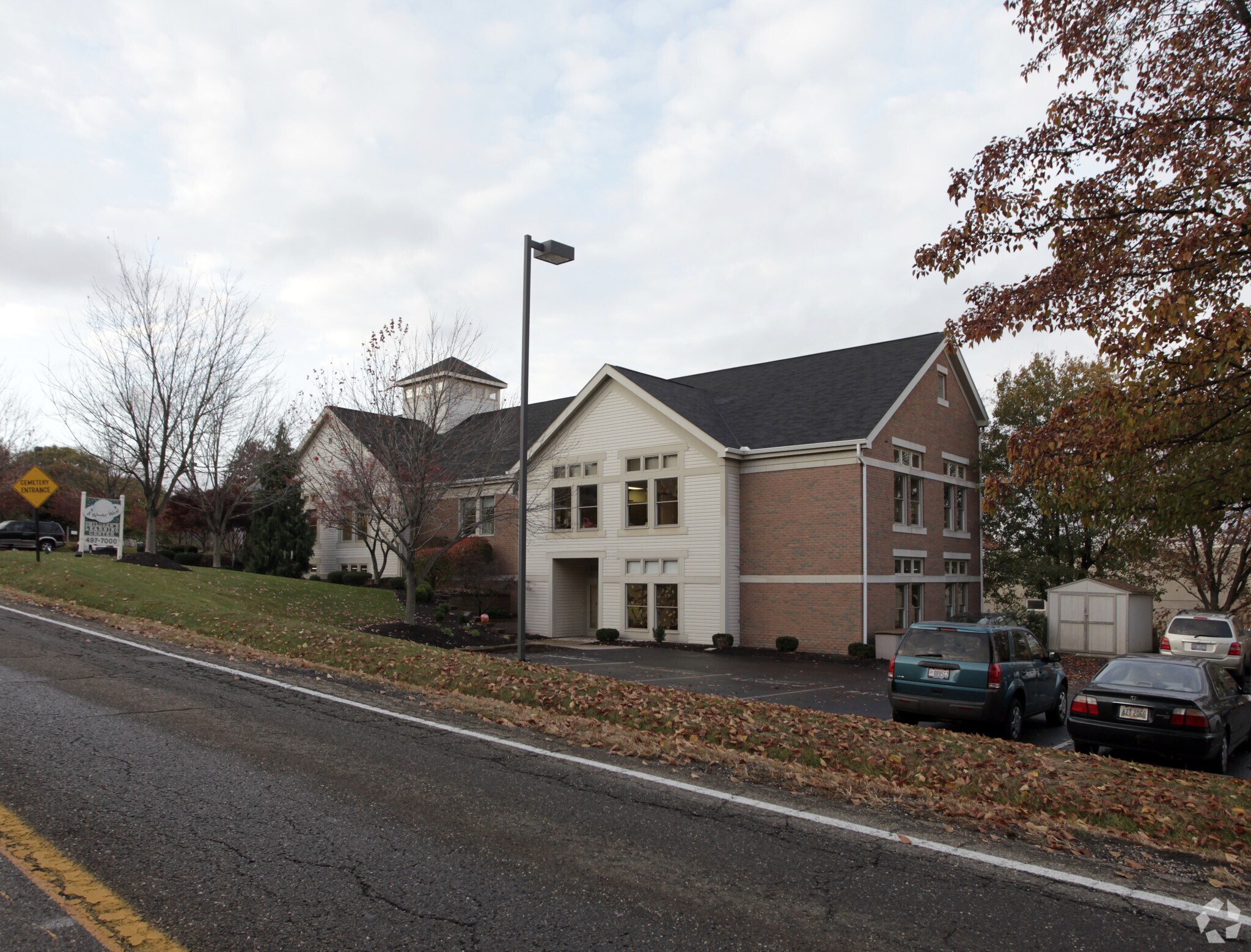 7951 Pittsburg Ave NW, Canton, OH à vendre Photo principale– Image 1 sur 17