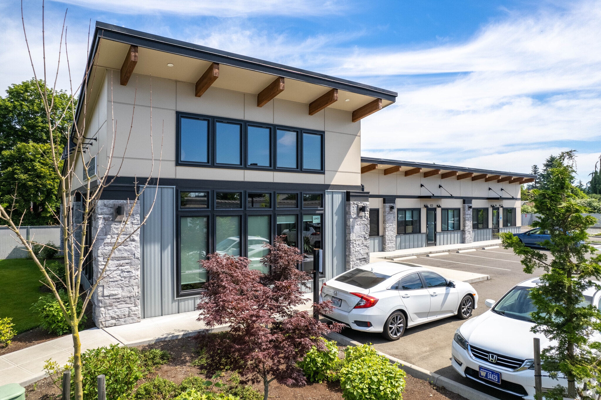 12421 State Ave, Marysville, WA à louer Photo principale– Image 1 sur 17