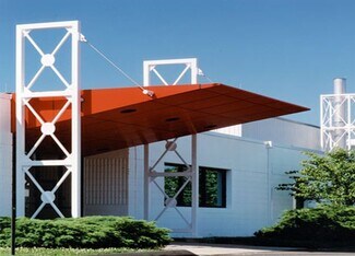 Plus de détails pour 35 NE Industrial Rd, Branford, CT - Local d'activités à louer