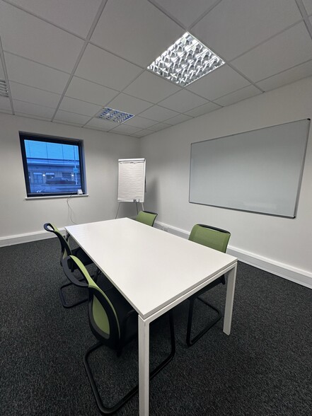 1-75 Oakfield Close, Tewkesbury à louer - Photo intérieure – Image 3 sur 13