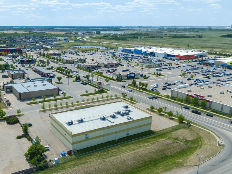 320 Shillington Cres, Saskatoon, SK à vendre - Photo de l’immeuble – Image 3 sur 6