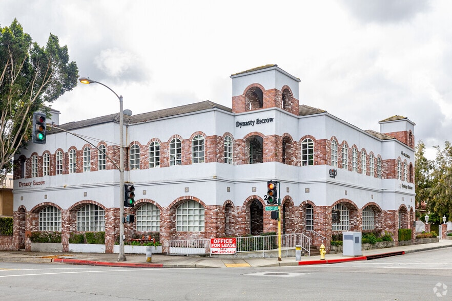 205 S Chapel Ave, Alhambra, CA à vendre - Photo principale – Image 1 sur 8