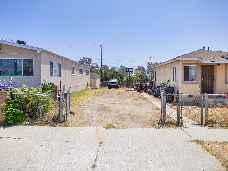 13110 S Main St, Los Angeles, CA à vendre - Photo de l’immeuble – Image 3 sur 14