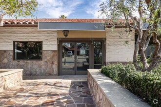 29169-29211 Heathercliff Rd, Malibu, CA à louer Photo de l’immeuble– Image 1 sur 2