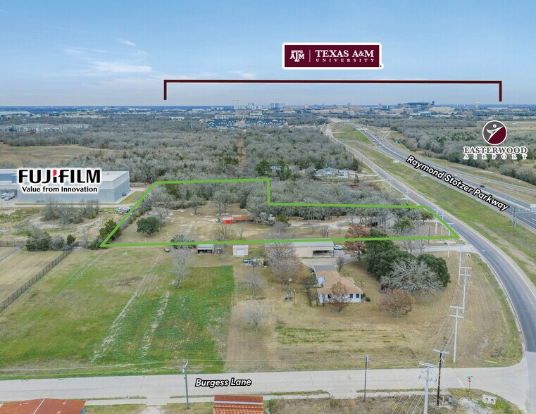 4842 Raymond Stotzer Pky, College Station, TX à vendre - Aérien – Image 3 sur 8