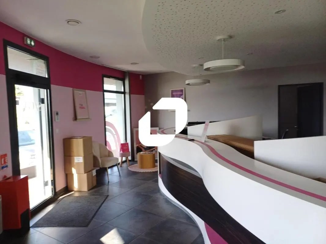 Bureau dans Haute-Goulaine à louer Photo intérieure– Image 1 sur 9