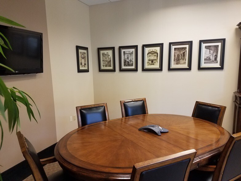 5010 E Warner Rd, Phoenix, AZ à louer - Photo intérieure – Image 2 sur 15