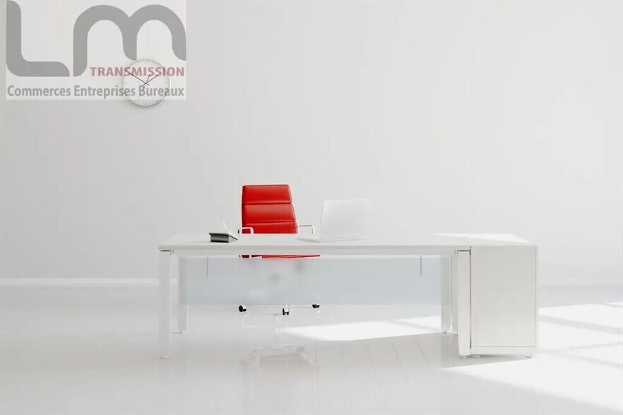 Bureau dans Avon à vendre - Photo de l’immeuble – Image 3 sur 5