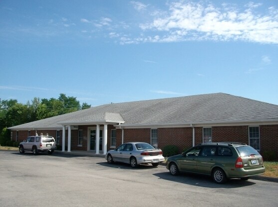 125 Big Sink Rd, Versailles, KY à louer - Photo de l’immeuble – Image 2 sur 6
