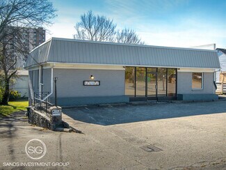 Plus de détails pour 130 Emmitt Ave, Madison, TN - Bureau à vendre