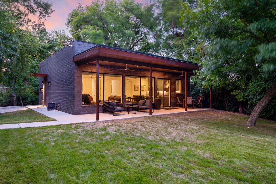 4798 Iberia Ave, Dallas, TX à vendre - Photo de l’immeuble – Image 2 sur 44