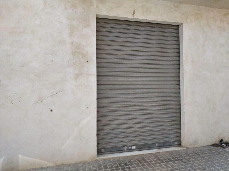 Local commercial dans El Ejido, Almería à vendre - Photo de l’immeuble – Image 2 sur 11