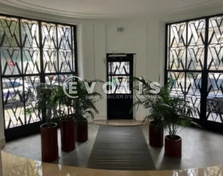 Bureau dans Paris à louer - Photo de l’immeuble – Image 2 sur 3