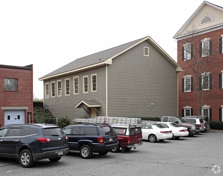 271 NE Roswell St, Marietta, GA à louer - Photo de l’immeuble – Image 2 sur 9