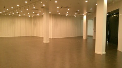 2086 Newpark Mall, Newark, CA à louer Photo intérieure– Image 1 sur 1