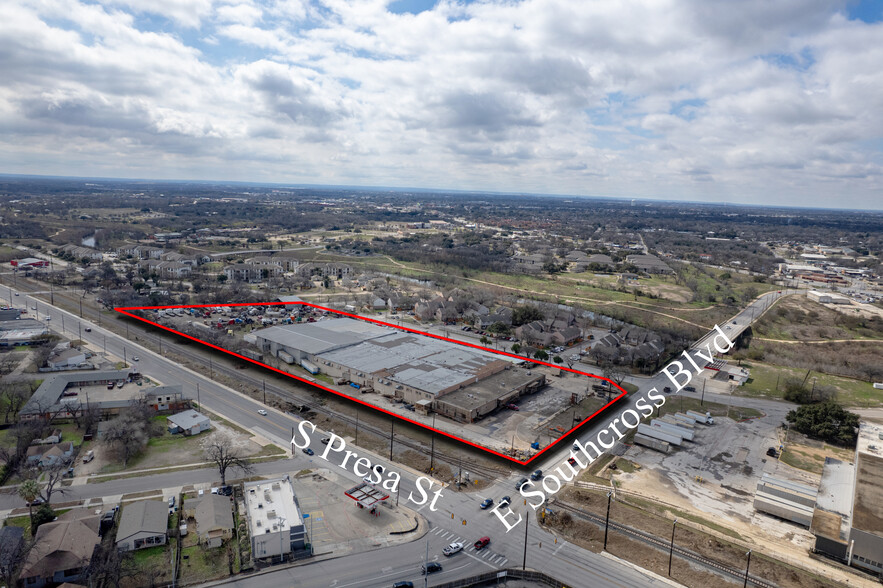 1350 E Southcross Blvd, San Antonio, TX à vendre - Photo de l’immeuble – Image 1 sur 14