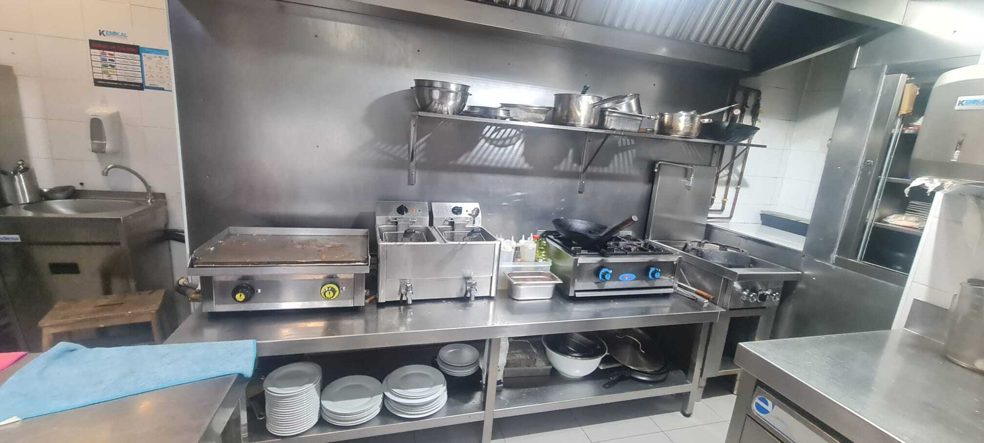 Local commercial dans Madrid, Madrid à louer Photo principale– Image 1 sur 2