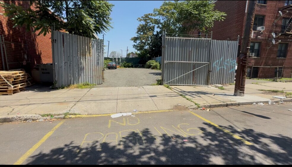 531-535 E 82nd St, Brooklyn, NY à vendre - Autre – Image 2 sur 3