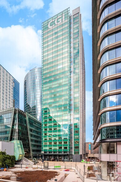 17 Place Des Reflets, Courbevoie à louer - Photo de l’immeuble – Image 2 sur 5