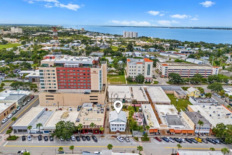 814 E New Haven Ave, Melbourne, FL à vendre - Photo de l’immeuble – Image 3 sur 27
