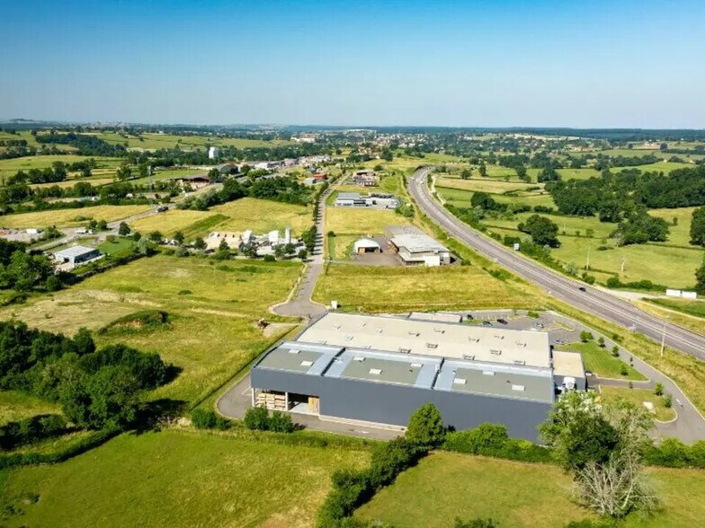 Terrain dans Vendenesse-lès-Charolles à vendre - Photo de l’immeuble – Image 1 sur 5