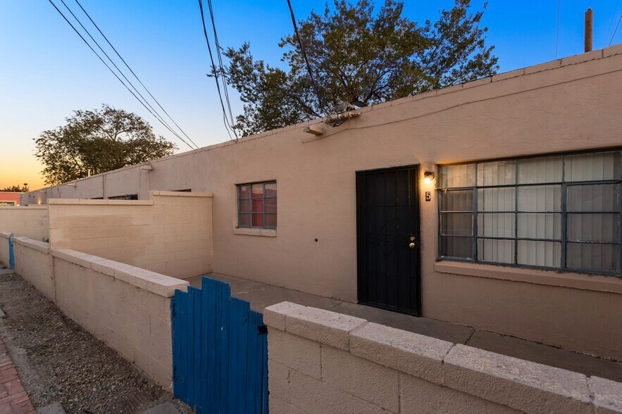 335 Espanola St NE, Albuquerque, NM à vendre - Photo de l’immeuble – Image 3 sur 6