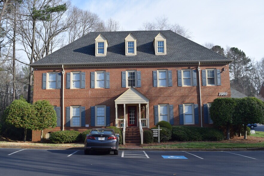 1080 Cambridge Sq, Alpharetta, GA à vendre - Photo de l’immeuble – Image 2 sur 4