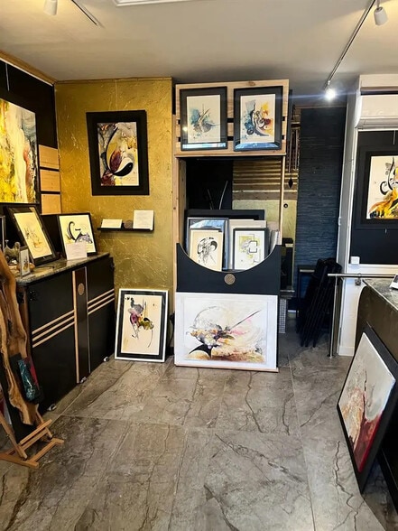 Local commercial dans Paris à louer - Photo de l’immeuble – Image 2 sur 9