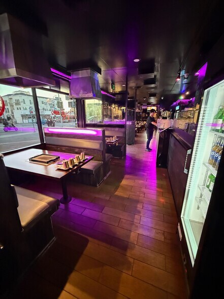 4177 W 3rd St, Los Angeles, CA à vendre - Photo de l’immeuble – Image 2 sur 10