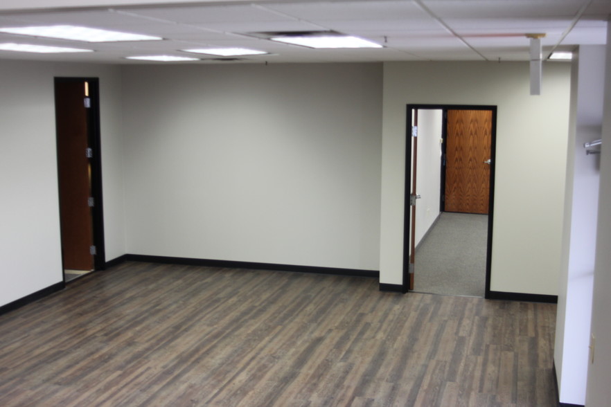 1501 Luna Rd, Carrollton, TX à louer - Photo intérieure – Image 3 sur 12