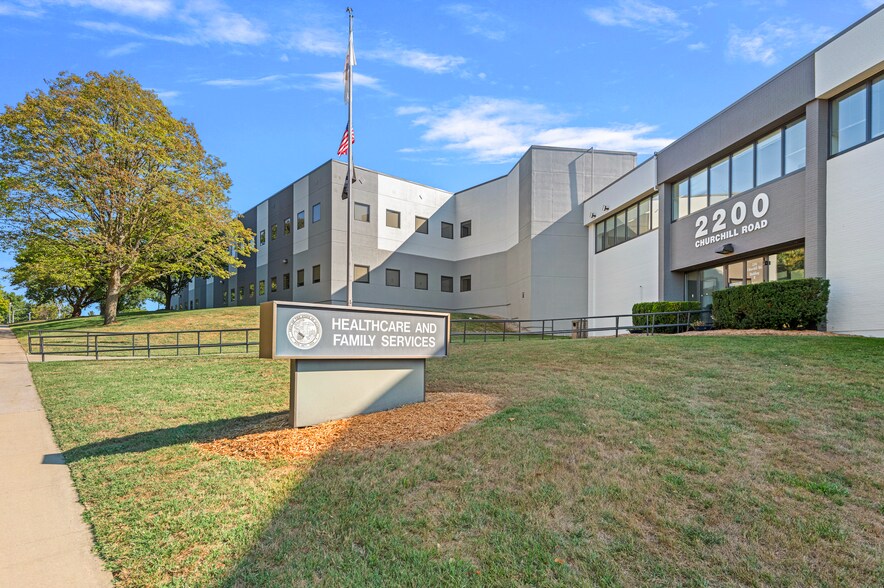 2200 Churchill Rd, Springfield, IL à vendre - Photo de l’immeuble – Image 1 sur 4